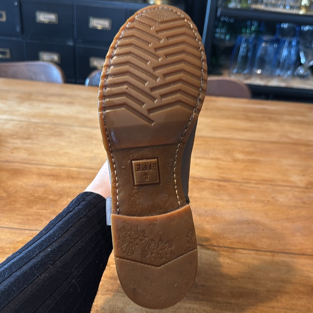 Frye boots. - Picture 5 of 7